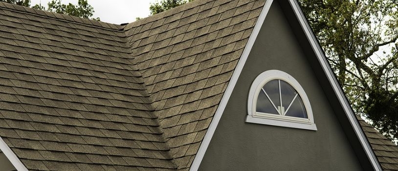 What Types Of Commercial Roof Shingles Are There?